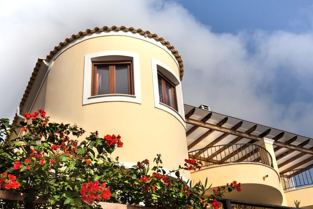 Infinity Villa Kato Pavliana Exterior photo